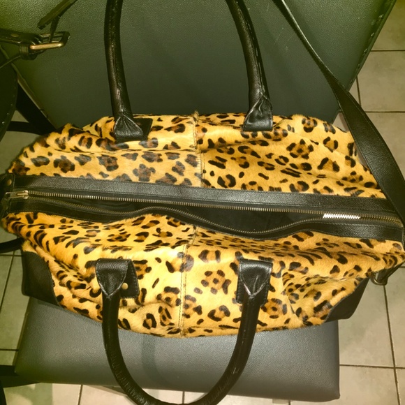 Pottery Barn “ Monroe” calf hair leather carry-on weekender bag - Picture 11 of 16